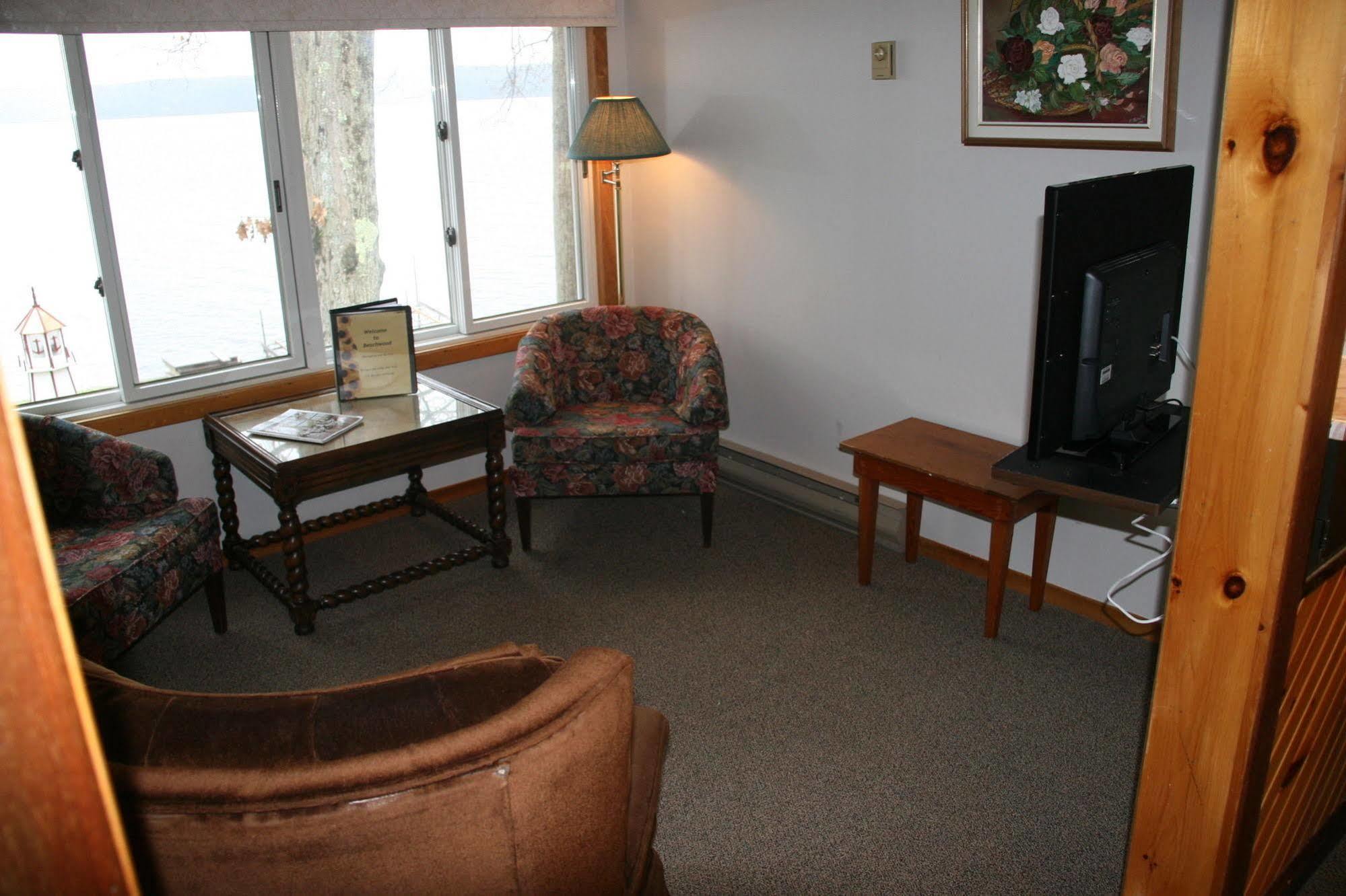 Beachwood Resort Deer Bay Экстерьер фото