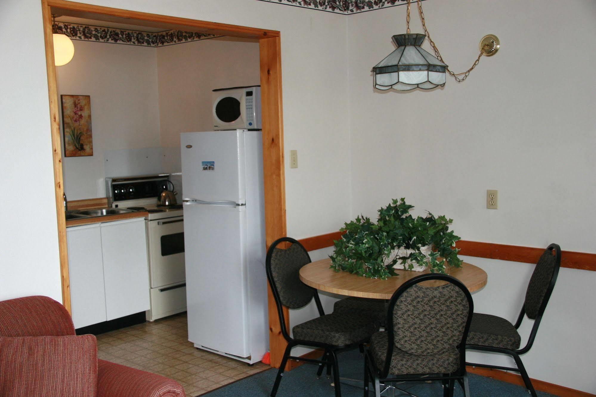 Beachwood Resort Deer Bay Экстерьер фото