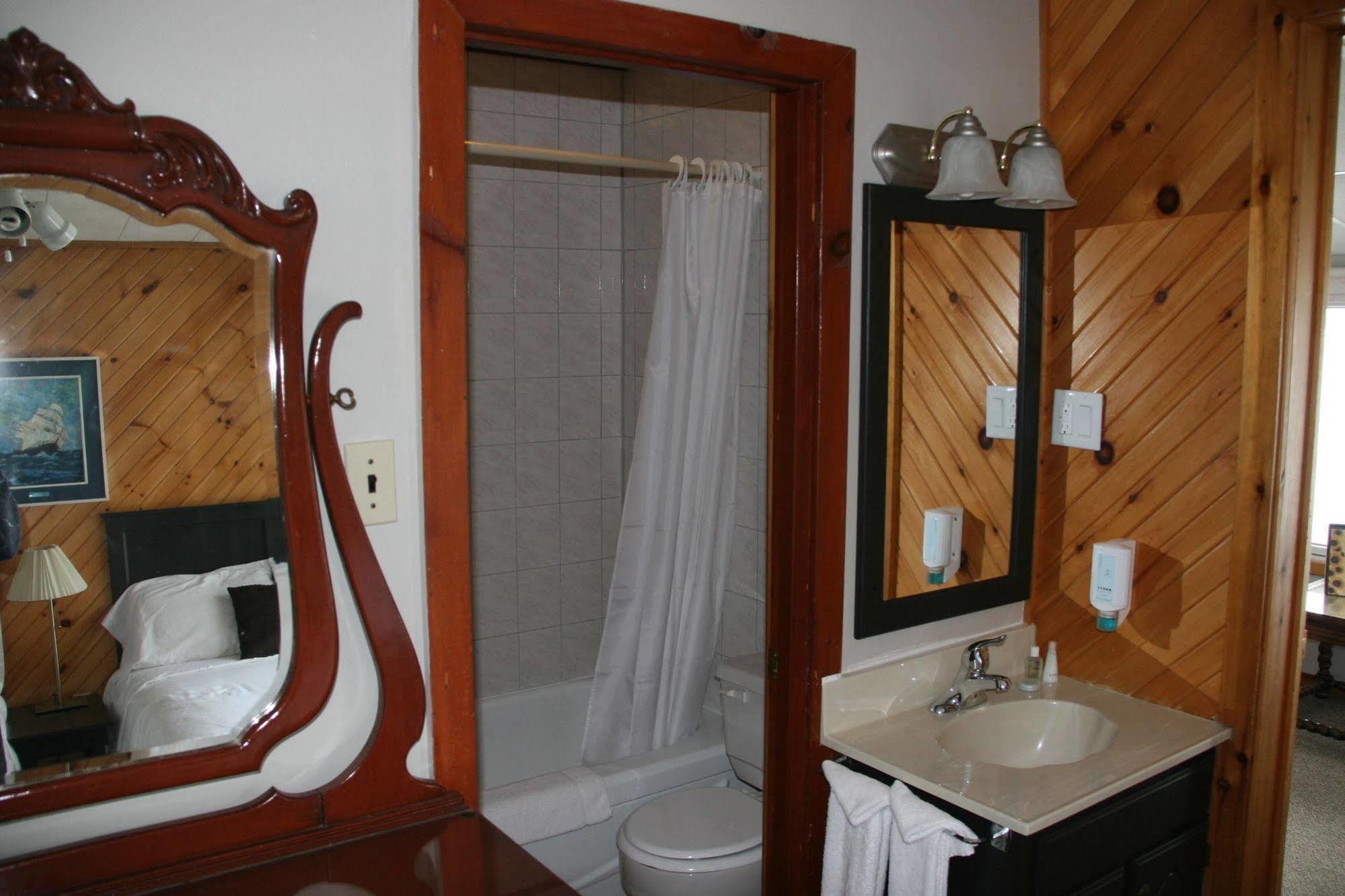 Beachwood Resort Deer Bay Экстерьер фото